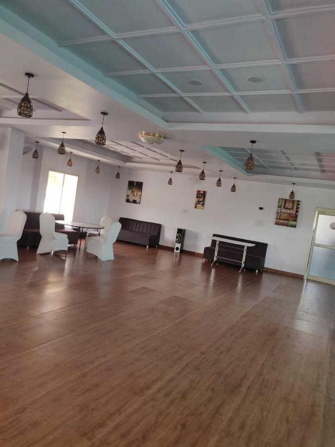 Hotel Virasat By Bookingcare Chhatarpur Екстериор снимка